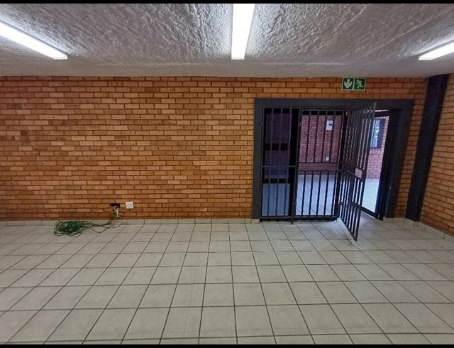 INDUSTRIAL PROPERTY TO RENT IN HENNOPS PARK INDUSTRIAL